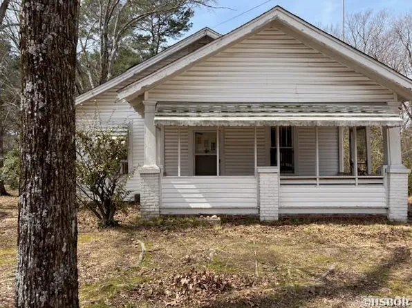 705 N Hyatt St, Monticello, AR 71655