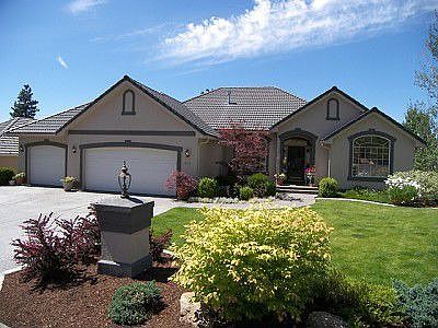 3 Car Garage