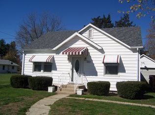 1207 S Pembroke St, Effingham, IL 62401