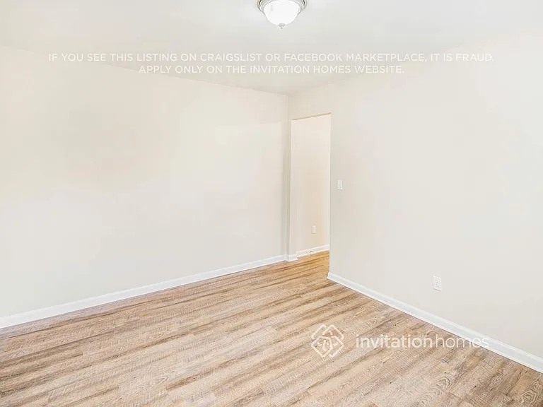 7029 Honey Tree Ln — Photo 13