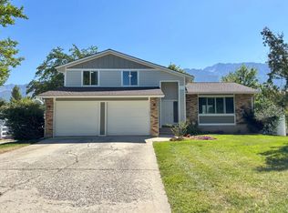 11105 S Susan Dr, Sandy, UT 84092