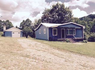1604 Little Pond Creek Rd, Pegram, TN 37143
