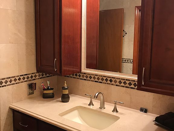 3rd image of 791 Hinano St