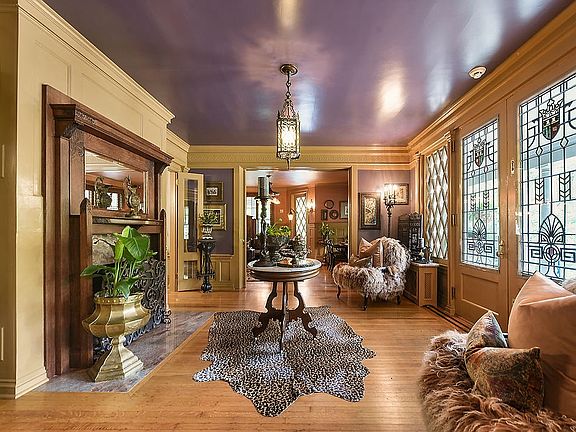 4th image of 809 Blackburn Rd