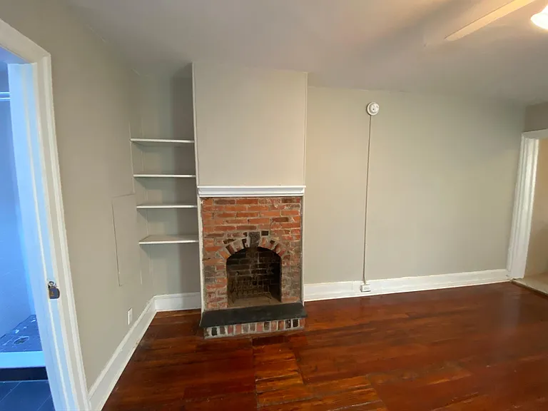 421 S 15th St #3R — Photo 5