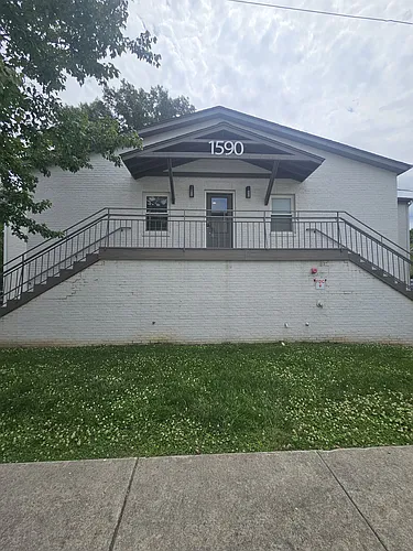 1590 Adams St #202 Photo 1
