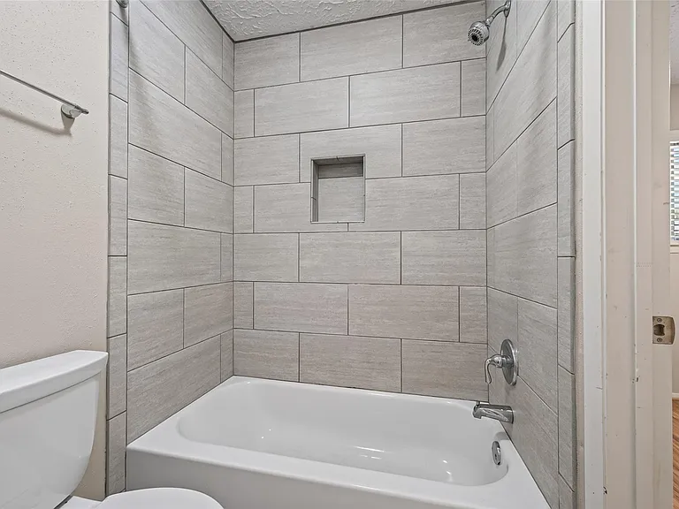 5346 King Richard Dr — Photo 20