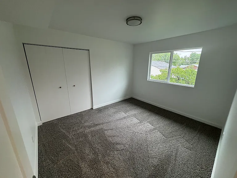 721 3rd Ave NW #17 — Photo 3
