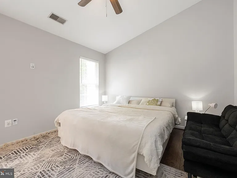 4004 Meadow Trail Ln — Photo 18
