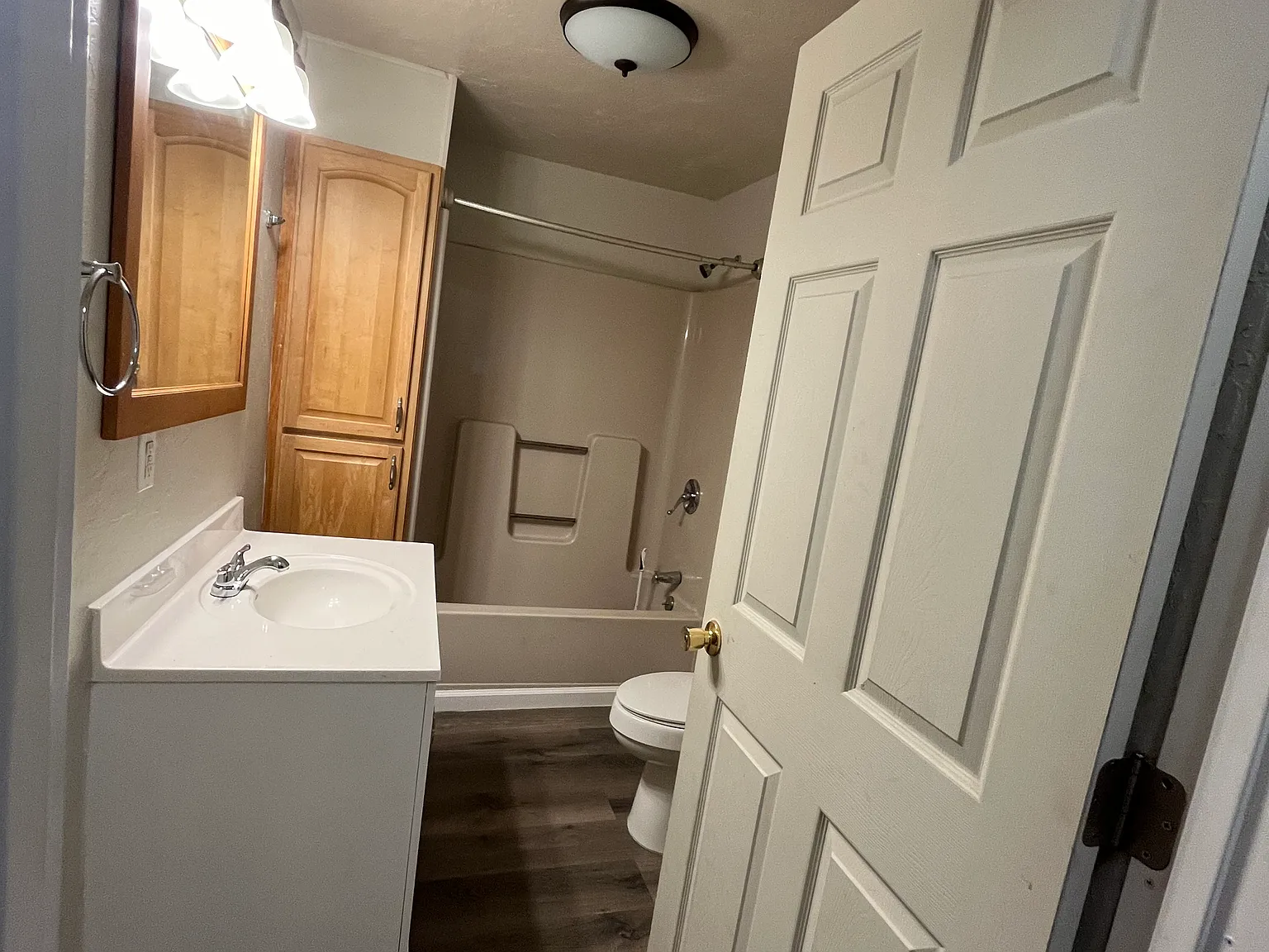 3 bed, 1266 sqft, $900 — Photo 4