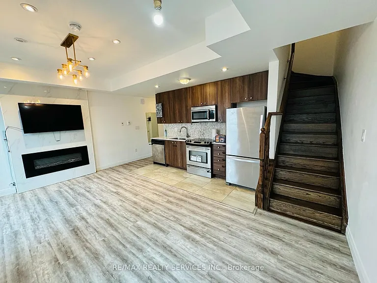 639 Lawrence Ave W #321 — Photo 22