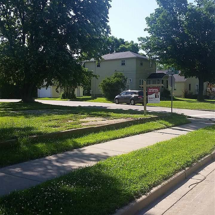 2nd image of Algoma Blvd