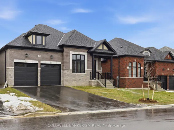 31 Lonetto St, Whitby, ON L1M 0L7