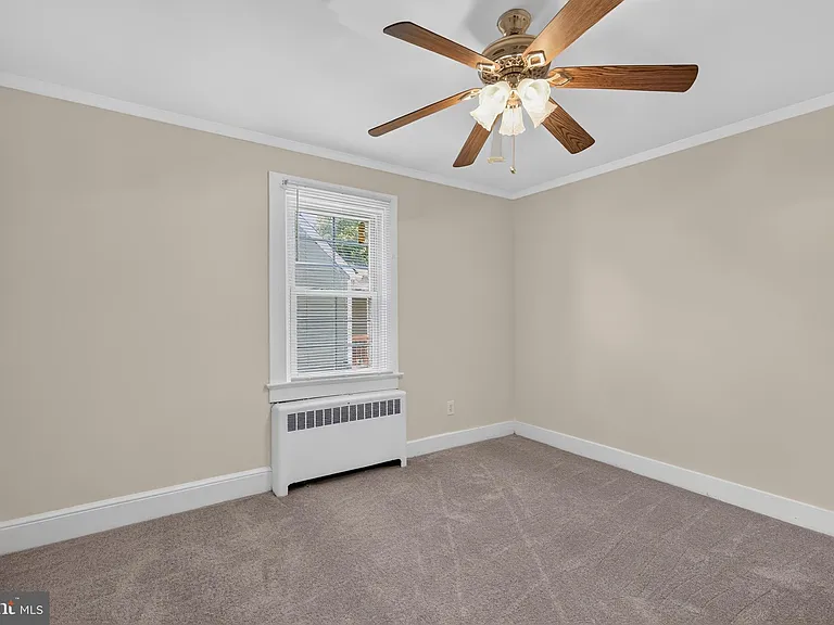 3901 Hampden St — Photo 16