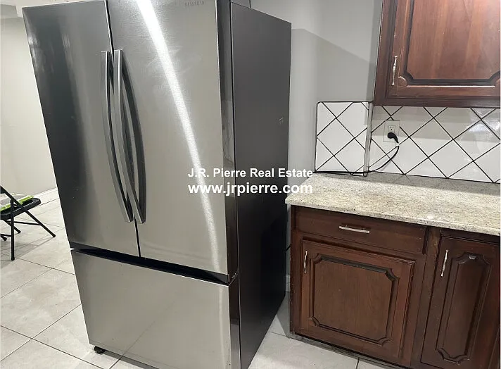 13 Montgomery Ave — Photo 6