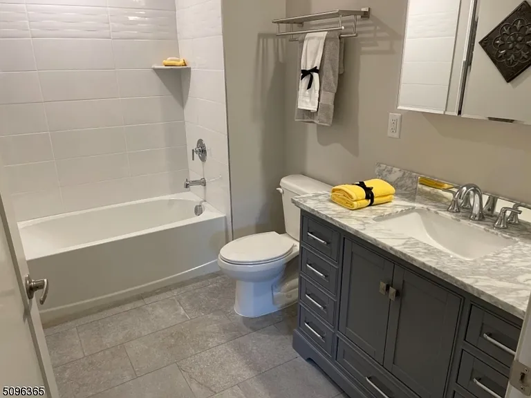 501 South Ave #214 — Photo 8