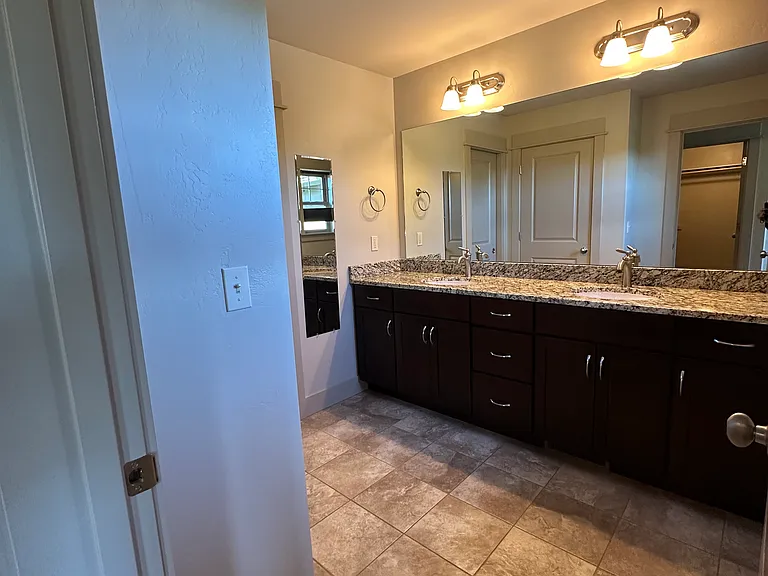 4435 Bembrick St — Photo 44