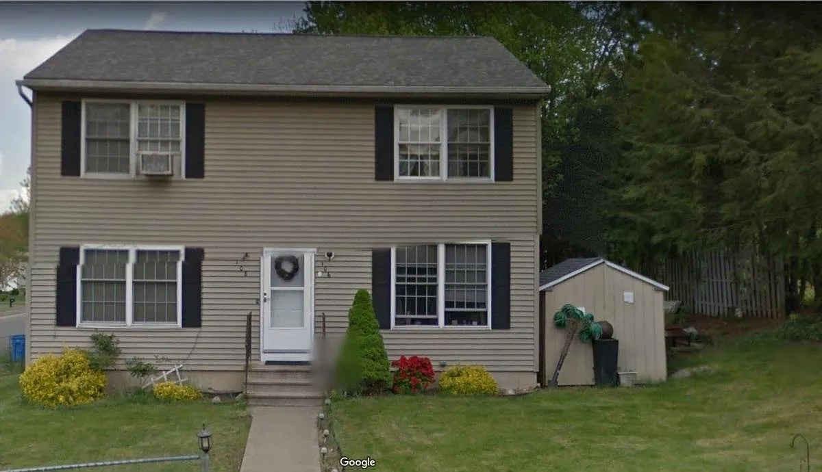 3 bed, 1.5 bath, 1446 sqft, $1,950 — Photo 1