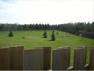 4th image of 747 Wildrose Ct