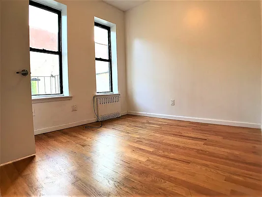 Rented by Brooklyn Group | media 11