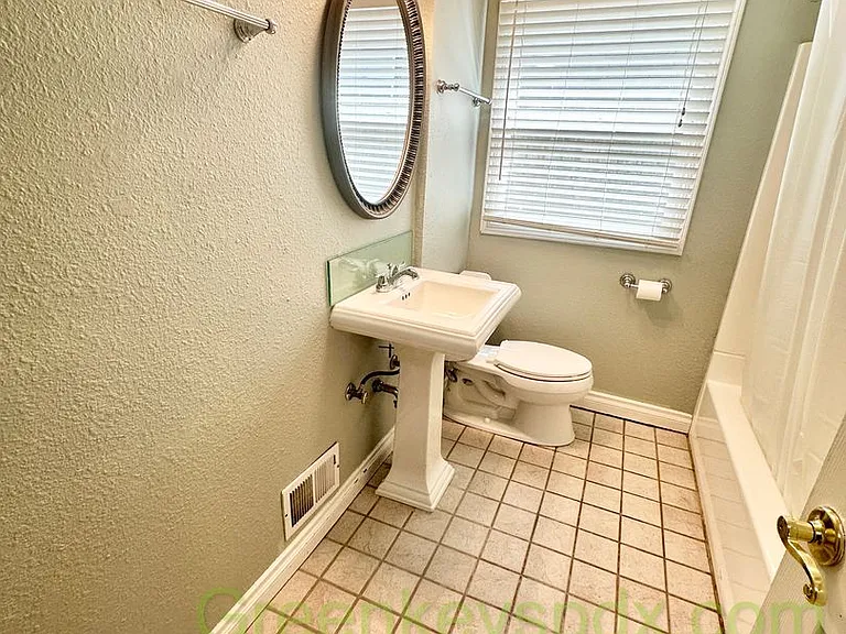 7212 NE Tillamook St — Photo 30