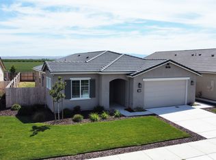 1213 Gypsum Dr, Los Banos, CA 93635