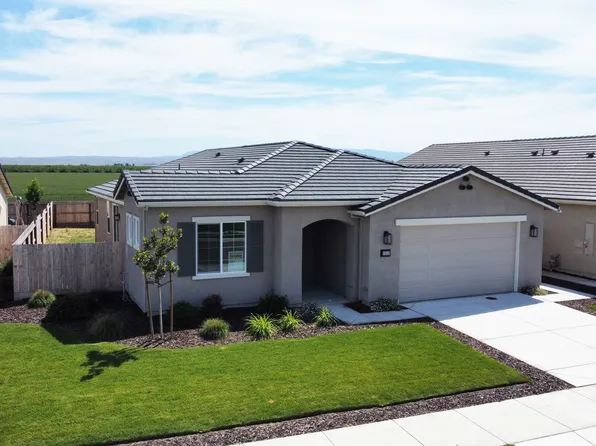 1213 Gypsum Dr, Los Banos, CA 93635
