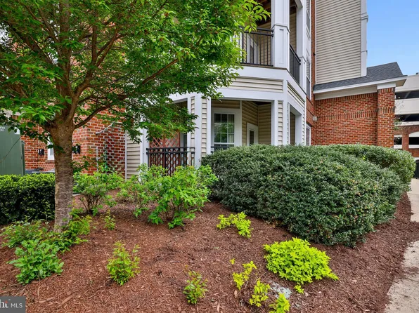 12933 Centre Park Cir APT 106, Herndon, VA 20171