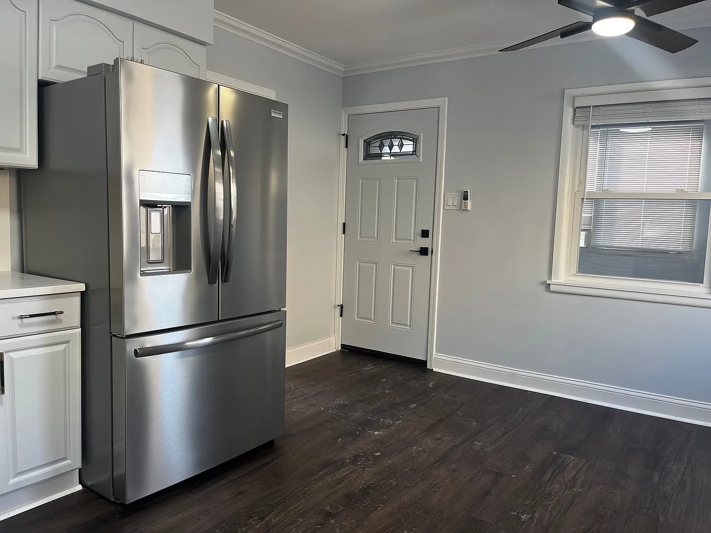 3 bed, 1.5 bath, 1400 sqft, $2,950 — Photo 4