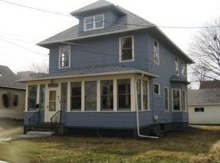 616 4th St NW, Rochester, MN 55901