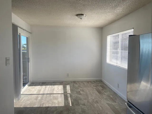 2 bed, 900 sqft, $2,275 — Photo 3