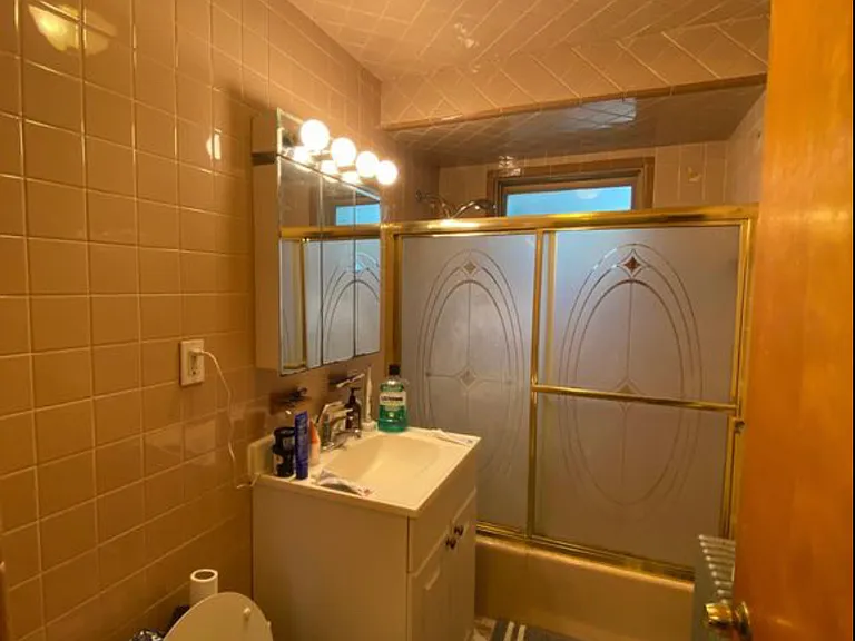 270 Harvard St #1A — Photo 17