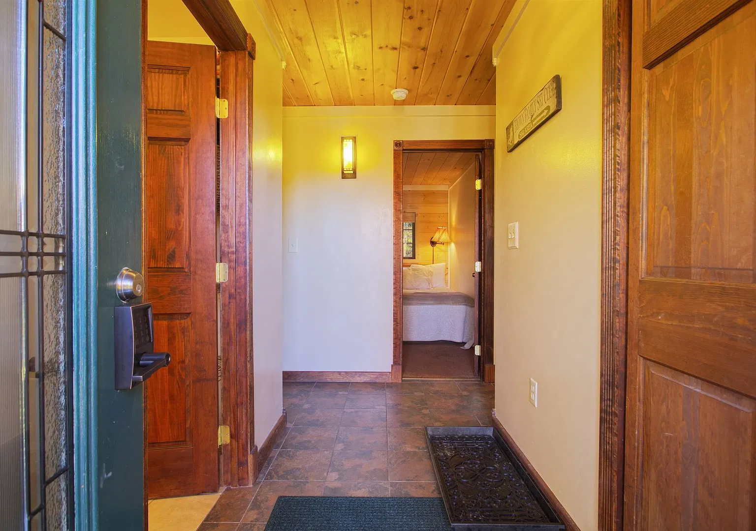 Winter Seasonal Rental | $2700/mo Furnished 4-Bedroom Home in Campton, NH | Near White Mountains ... — Photo 3