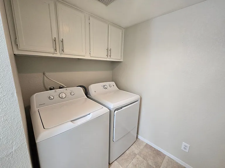 2804 Crystal Lantern Dr — Photo 9