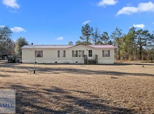 585 Brangus Ln, Collins, GA 30421