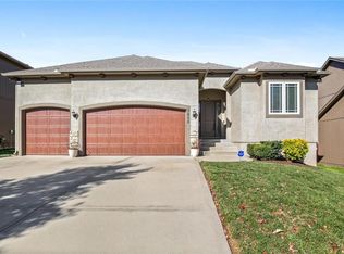 7852 W 155th Pl, Overland Park, KS 66223