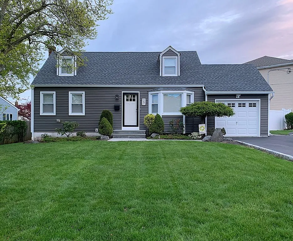 27 Shadowlawn Dr photo 1