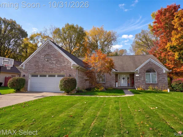 5195 Bloss Dr, Swartz Creek, MI 48473