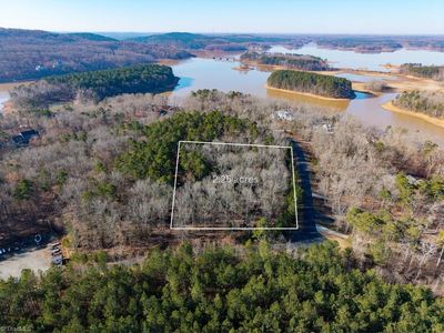 566 Emerald Isle Ct, Lexington, NC, 27292