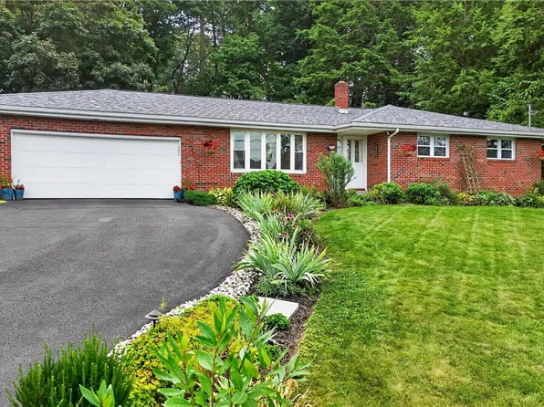 123 Donald Ave, Pottsville, PA 17901