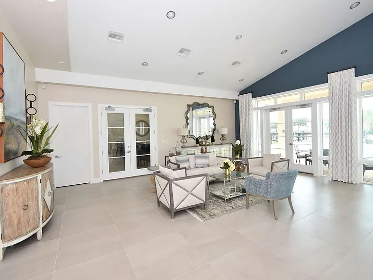 114 Del Palma Dr — Photo 45