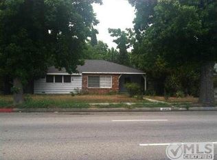 16459 Nordhoff St, North Hills, CA 91343