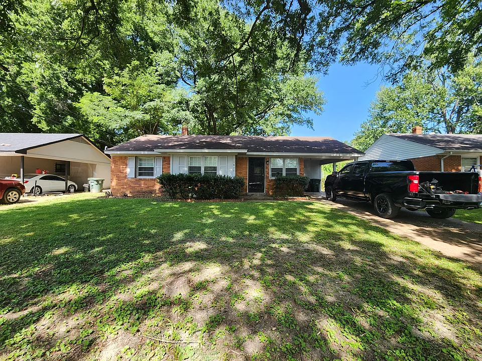 1479 Catalina Rd