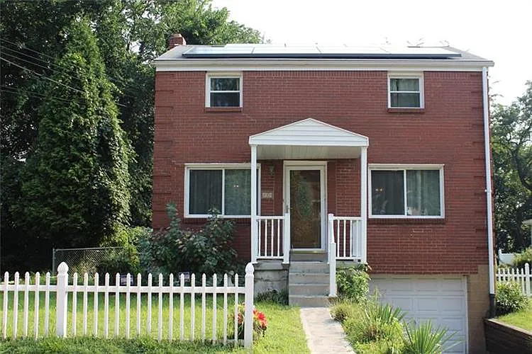 1034 Cornell St photo 1