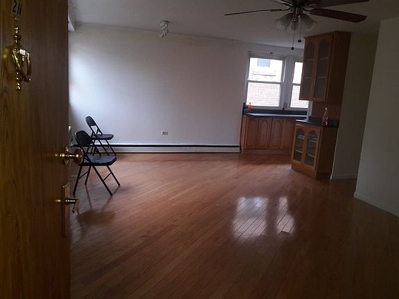 4th image of 4654 Keeney St #2N