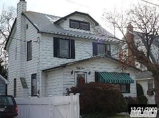 31 Tarence St, Rockville Centre, NY 11570