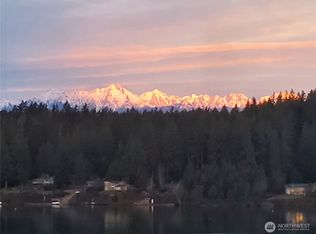 742 E Promontory Rd, Shelton, WA 98584