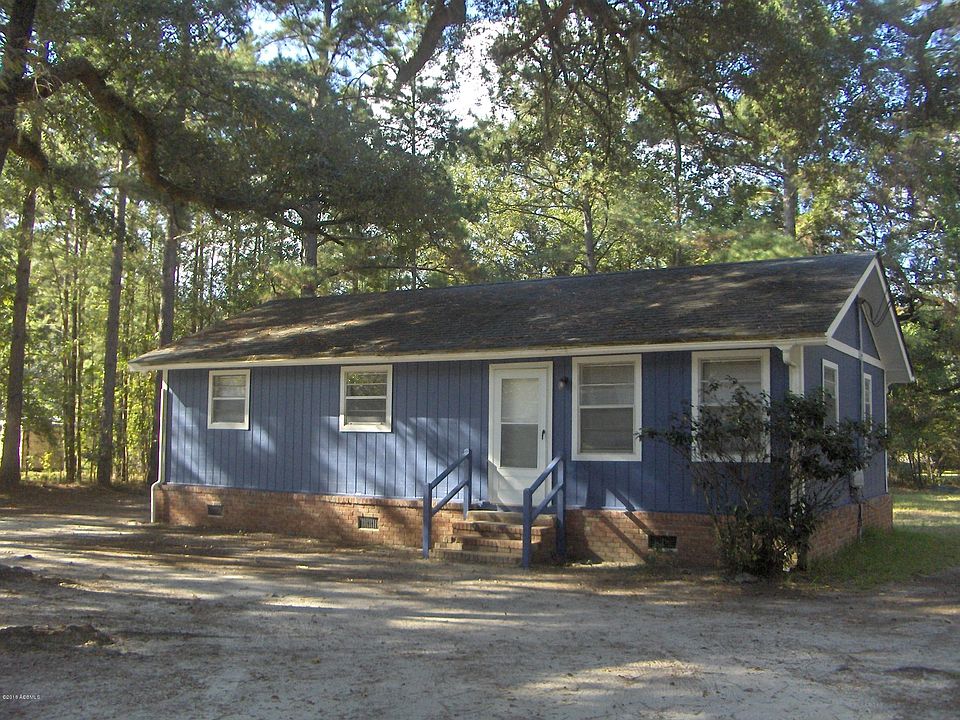 2nd image of 214 Oak Hill Rd