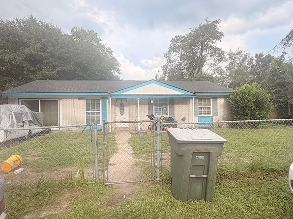 102 Cherrydale St, Hinesville, GA 31313