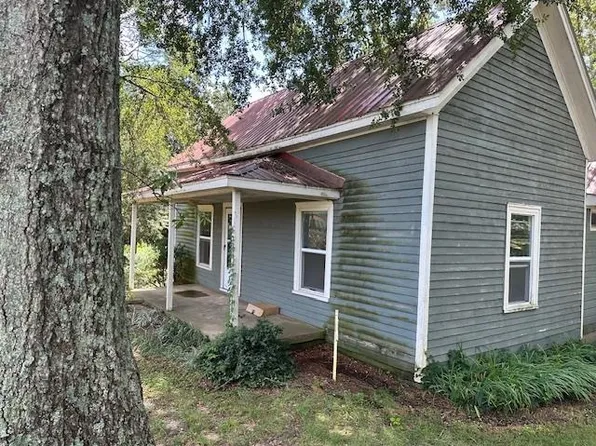 213 N Howard Ave, Landrum, SC 29356